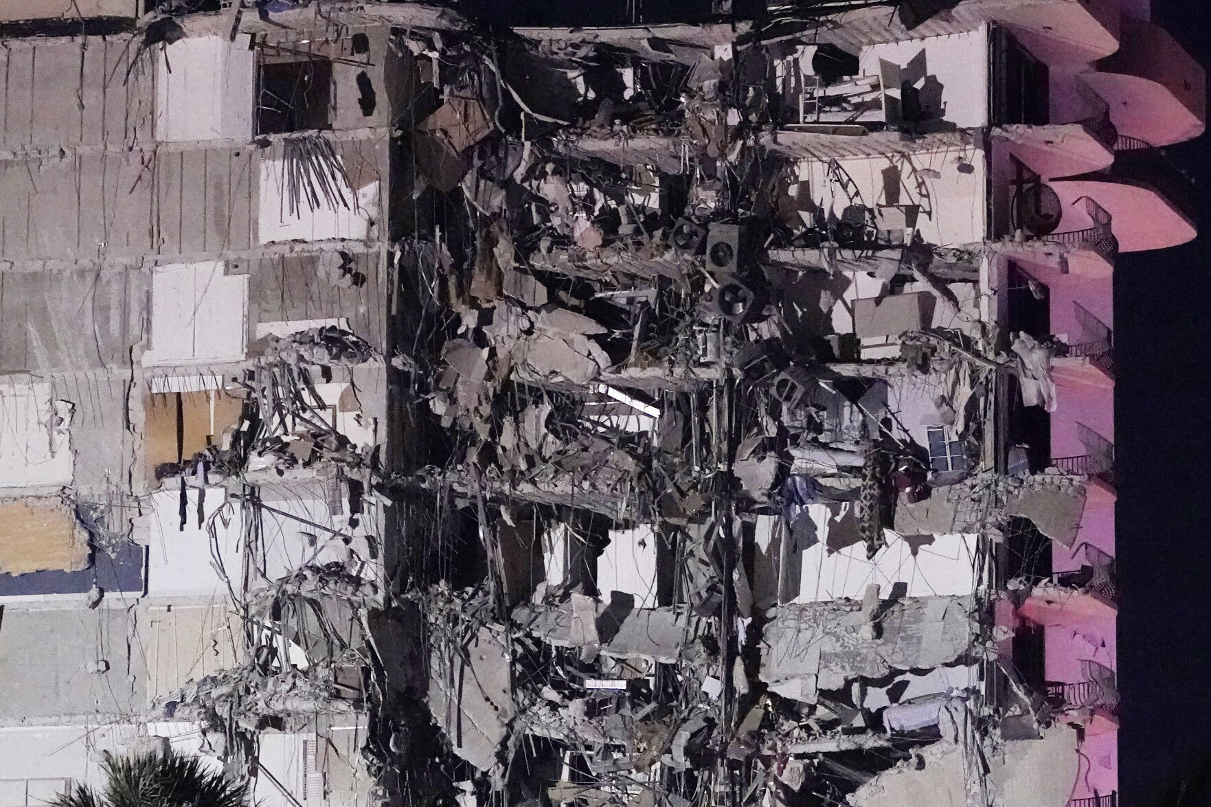 APTOPIX Building Collapse Miami